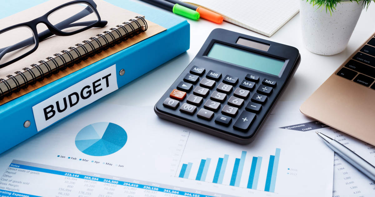 budget plan items on table
